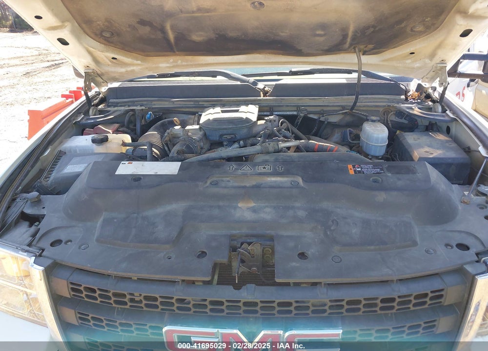 2011 GMC SIERRA VIN: 1GT120E85BF203852