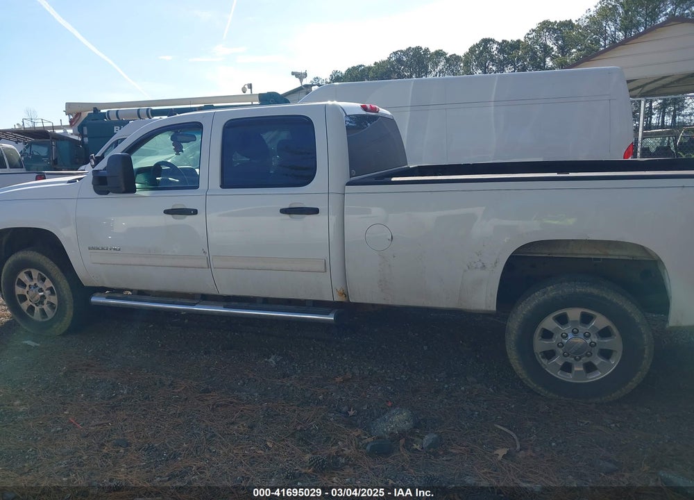 2011 GMC SIERRA VIN: 1GT120E85BF203852