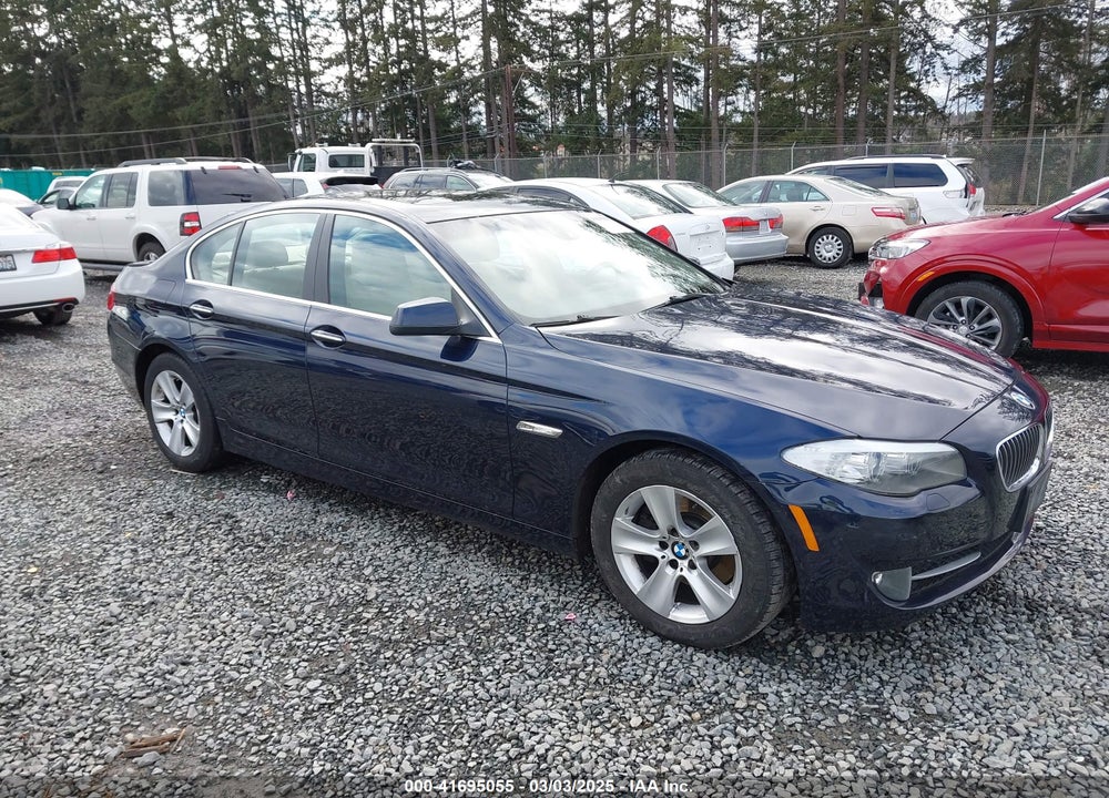 2011 BMW 528I VIN: WBAFR1C59BC743588