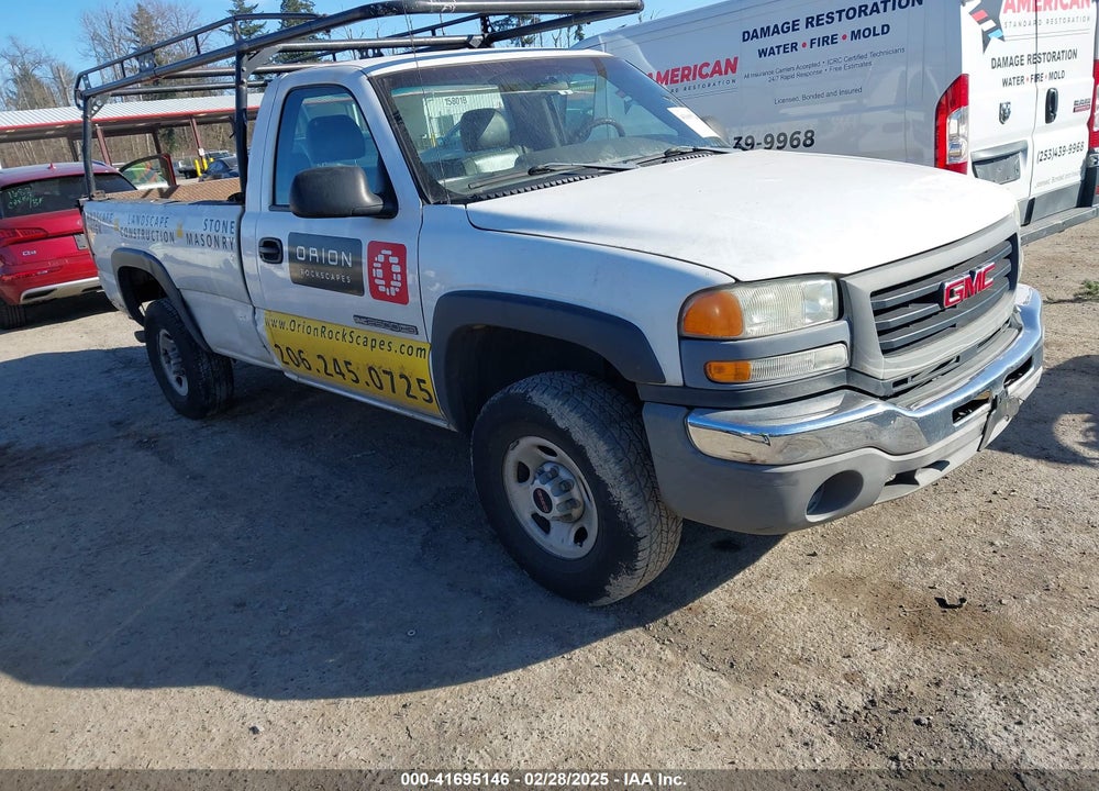 2003 GMC SIERRA 2500HD WORK TRUCK VIN: 1GTHC24U03Z220743