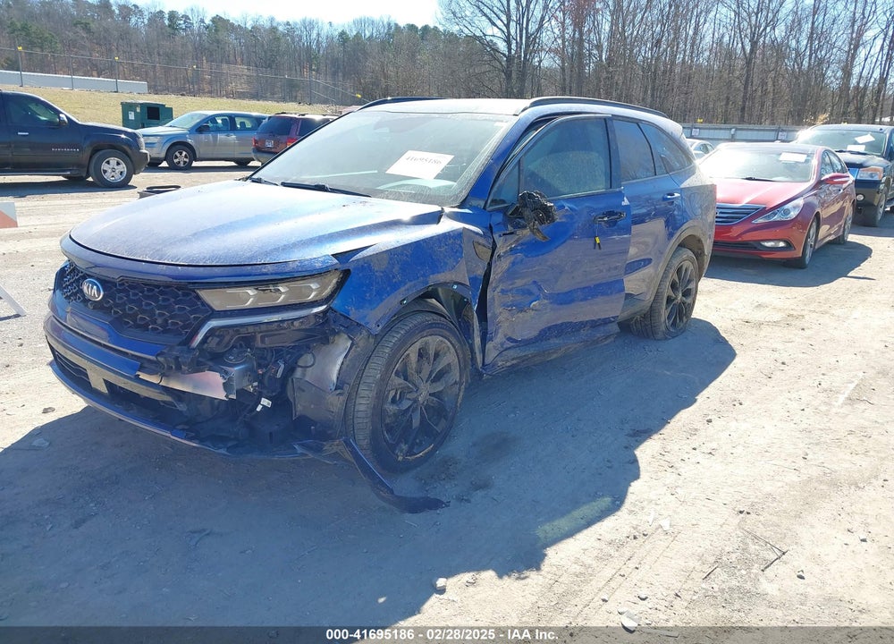 2021 KIA SORENTO VIN: 5XYRK4LF1MG030570