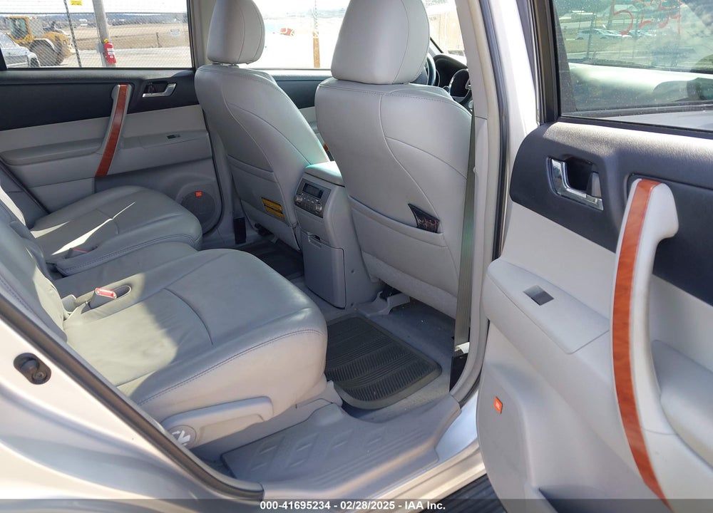 2010 TOYOTA HIGHLANDER LIMITED VIN: 5TDDK3EH3AS030488