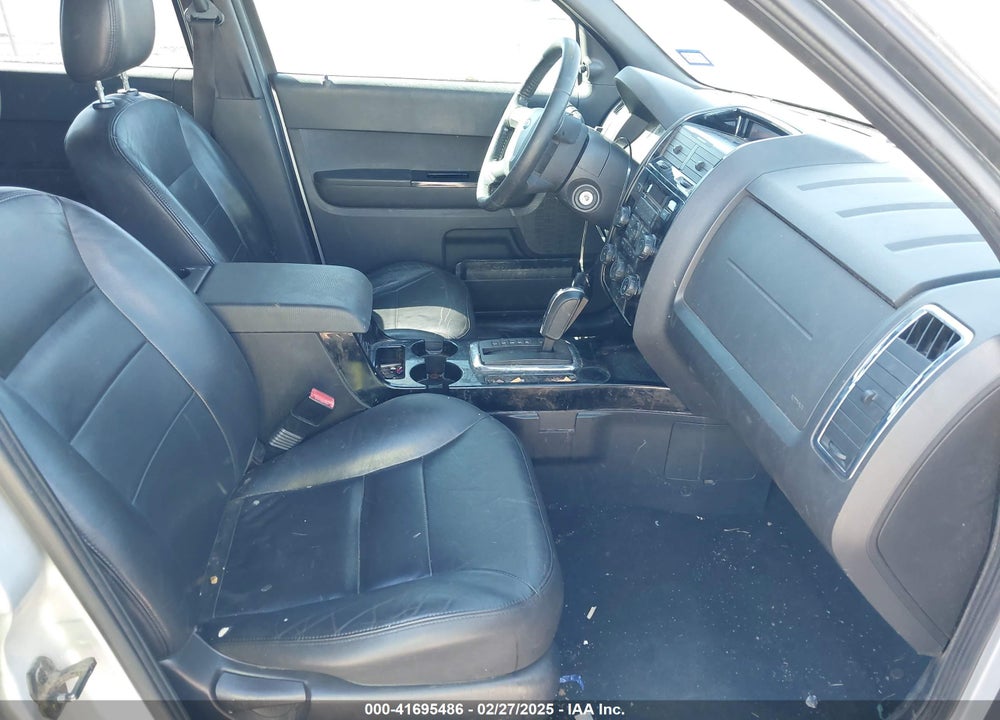 2008 FORD ESCAPE VIN: 1FMCU04168KC00395