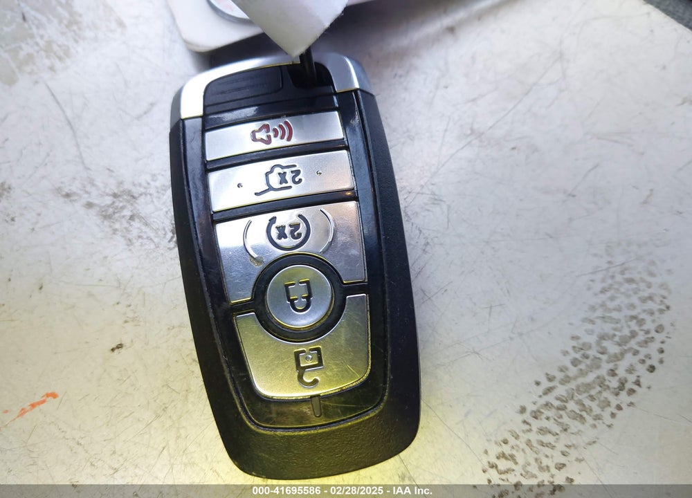 2023 FORD EXPLORER VIN: 1FMSK7FH8PGB62559