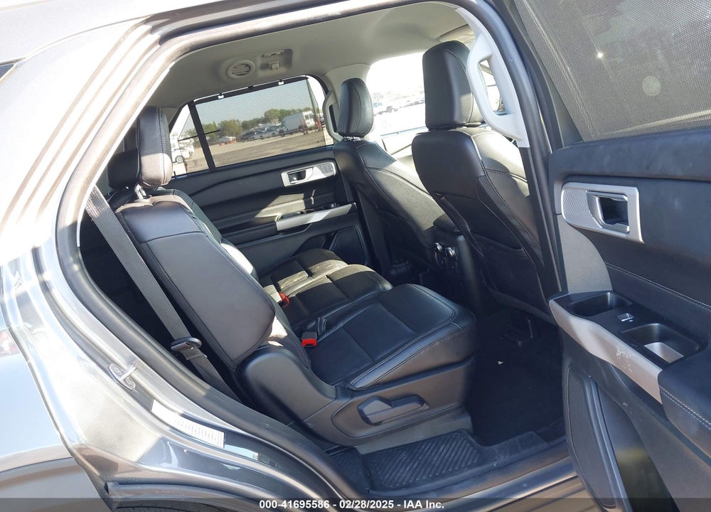 2023 FORD EXPLORER VIN: 1FMSK7FH8PGB62559