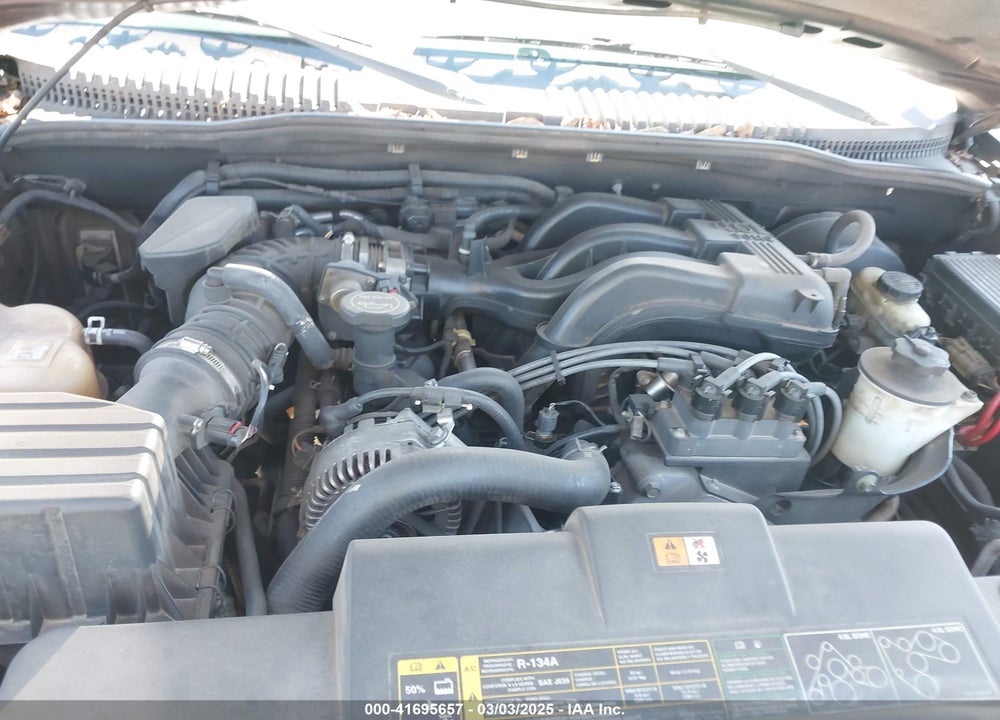 2004 FORD EXPLORER VIN: 1FMDU74K34UA73769