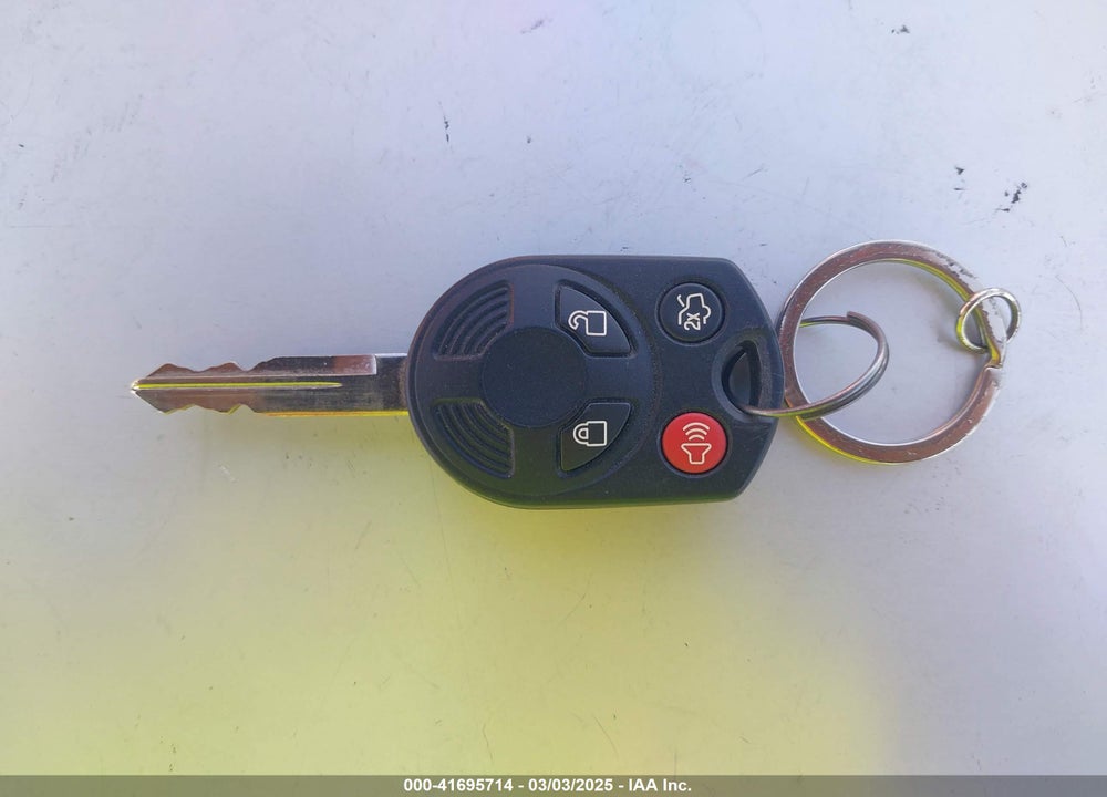 2011 FORD ESCAPE VIN: 1FMCU0D76BKA14884