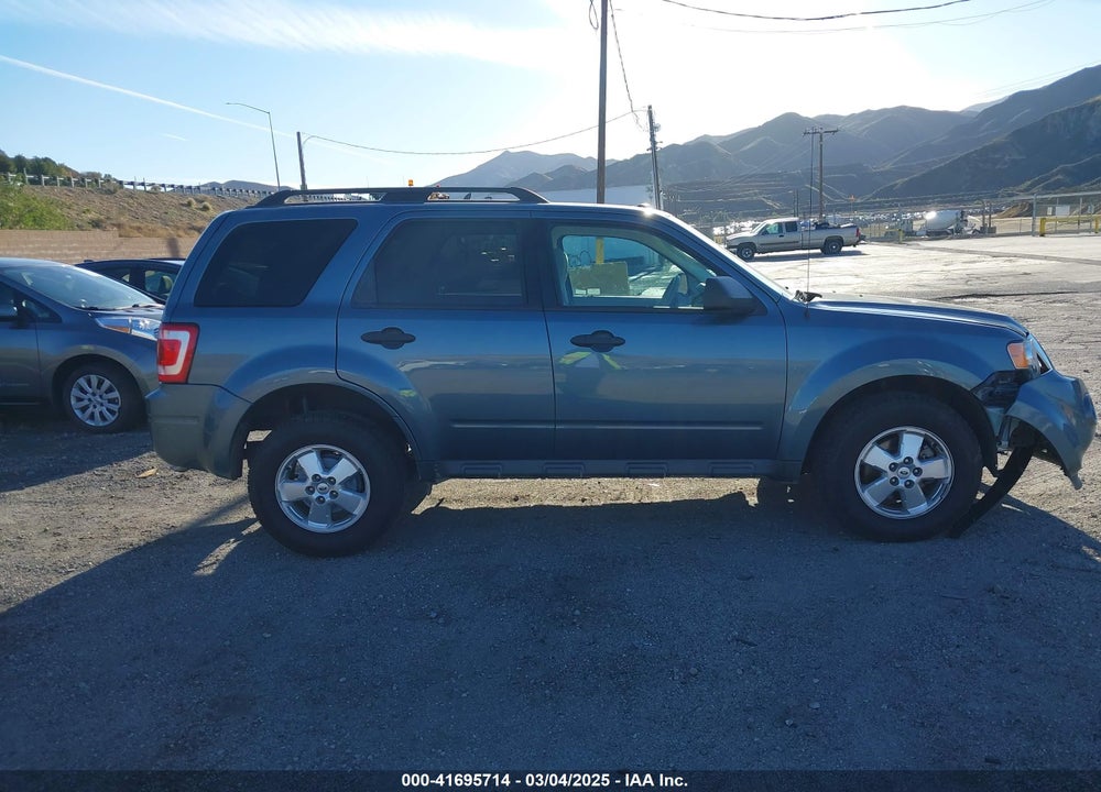 2011 FORD ESCAPE VIN: 1FMCU0D76BKA14884