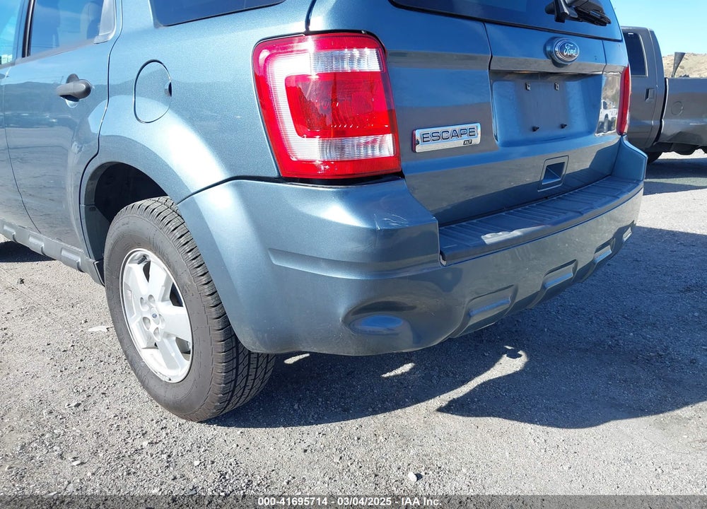 2011 FORD ESCAPE VIN: 1FMCU0D76BKA14884