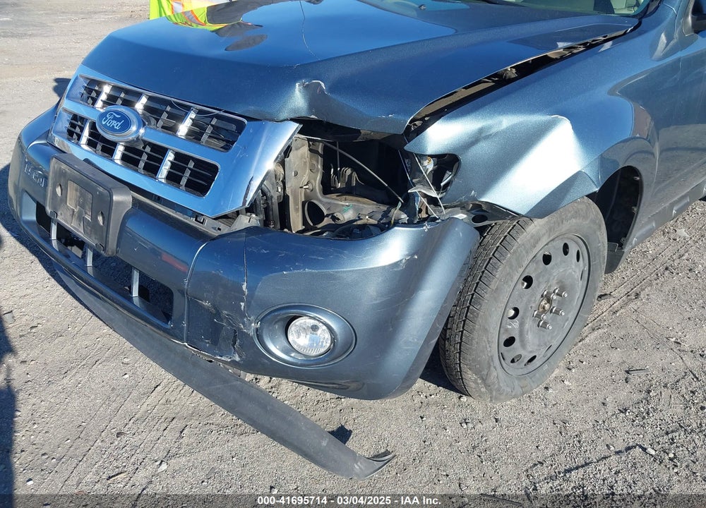 2011 FORD ESCAPE VIN: 1FMCU0D76BKA14884