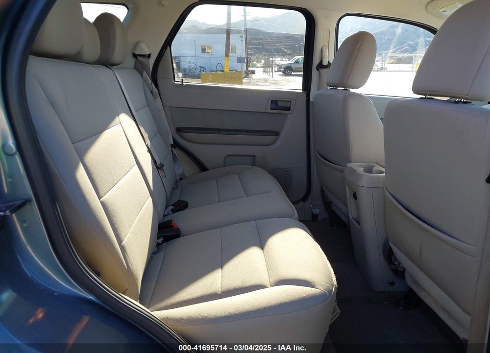 2011 FORD ESCAPE VIN: 1FMCU0D76BKA14884
