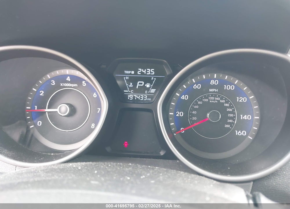 2014 HYUNDAI ELANTRA VIN: KMHDH4AE5EU087028