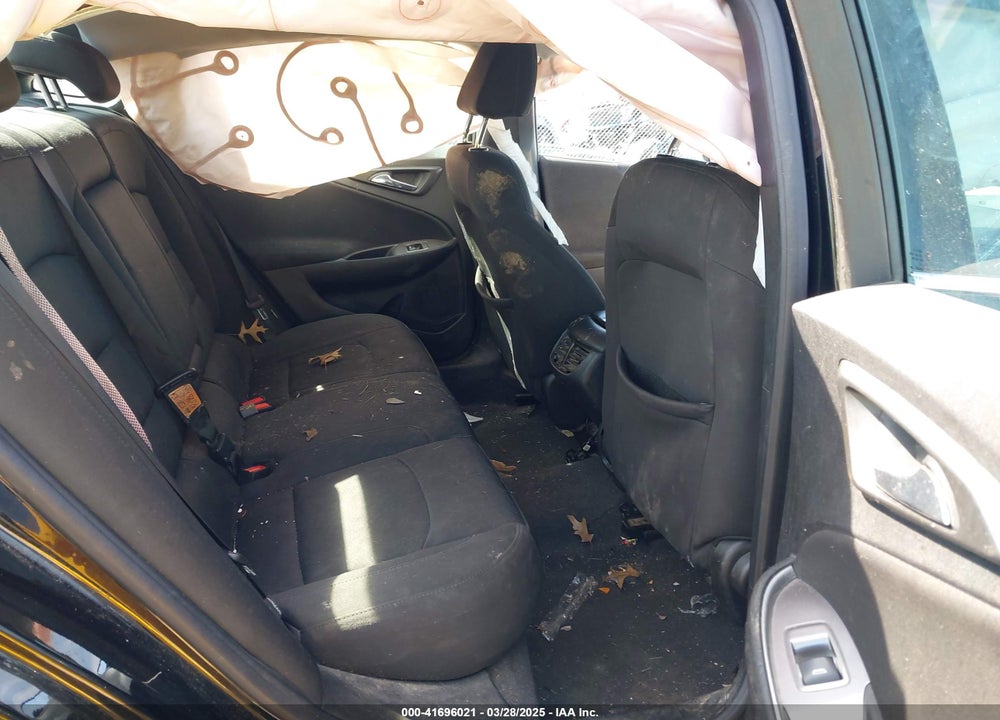 2019 CHEVROLET MALIBU LT VIN: 1G1ZD5ST4KF176400