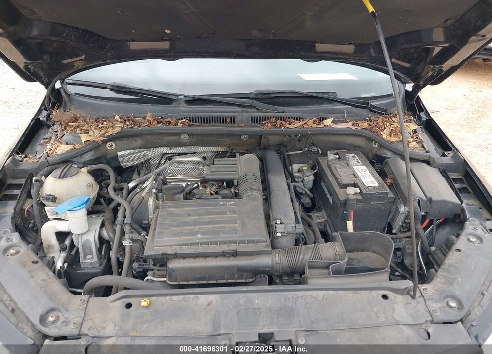 2016 VOLKSWAGEN JETTA VIN: 3VWD67AJ1GM261996