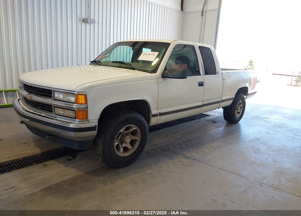 1998 CHEVROLET K1500 FLEETSIDE VIN: 1GCEK19R0WR137502