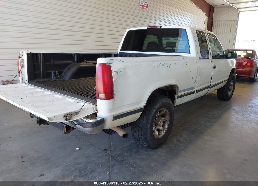 1998 CHEVROLET K1500 FLEETSIDE VIN: 1GCEK19R0WR137502