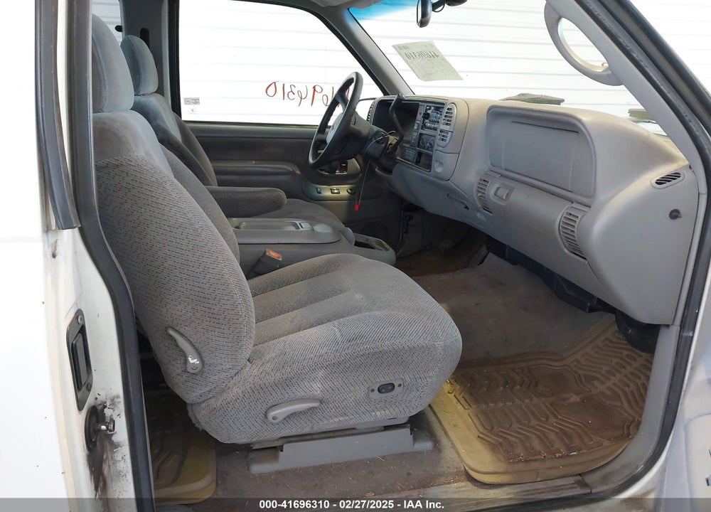 1998 CHEVROLET K1500 FLEETSIDE VIN: 1GCEK19R0WR137502