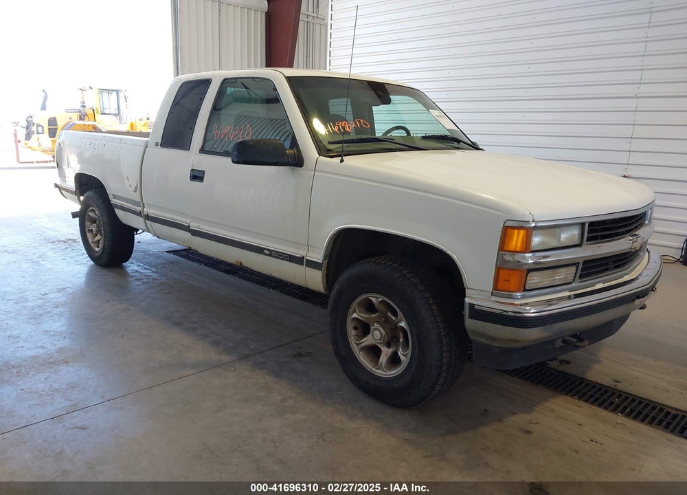 1998 CHEVROLET K1500 FLEETSIDE VIN: 1GCEK19R0WR137502