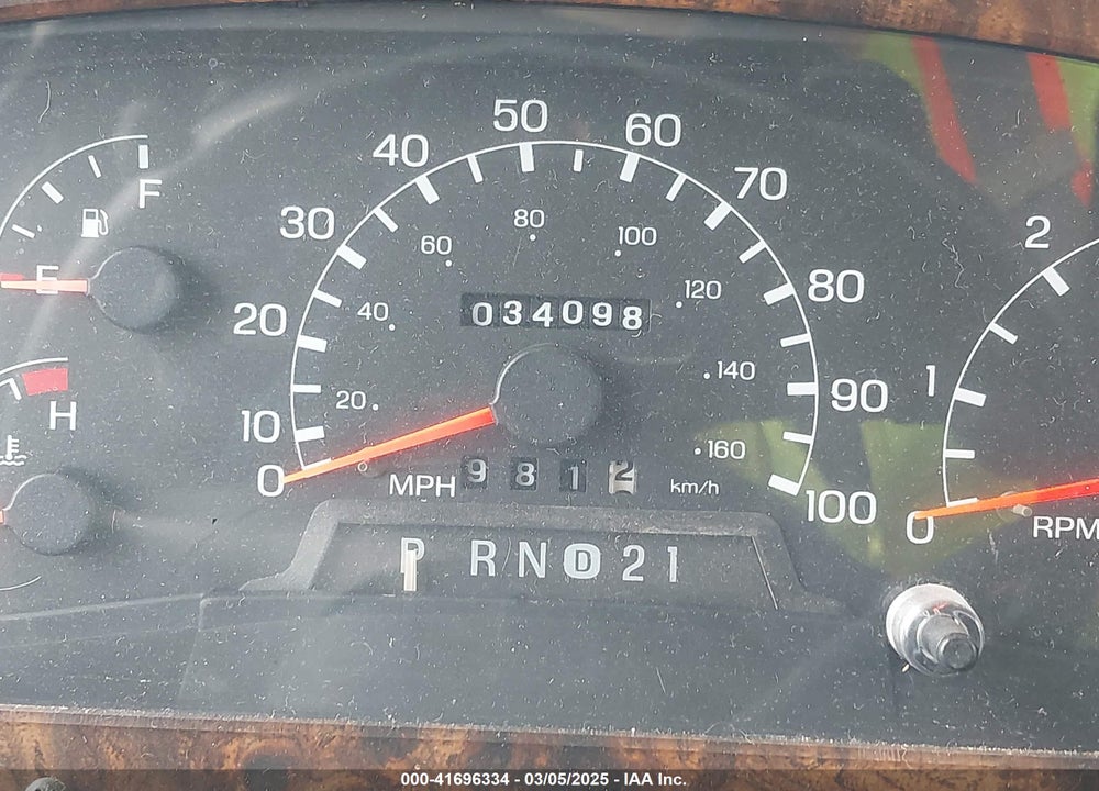 2000 FORD F550 SUPER DUTY STRIPPED CHASS VIN: 1FCNF53S6Y0A04144