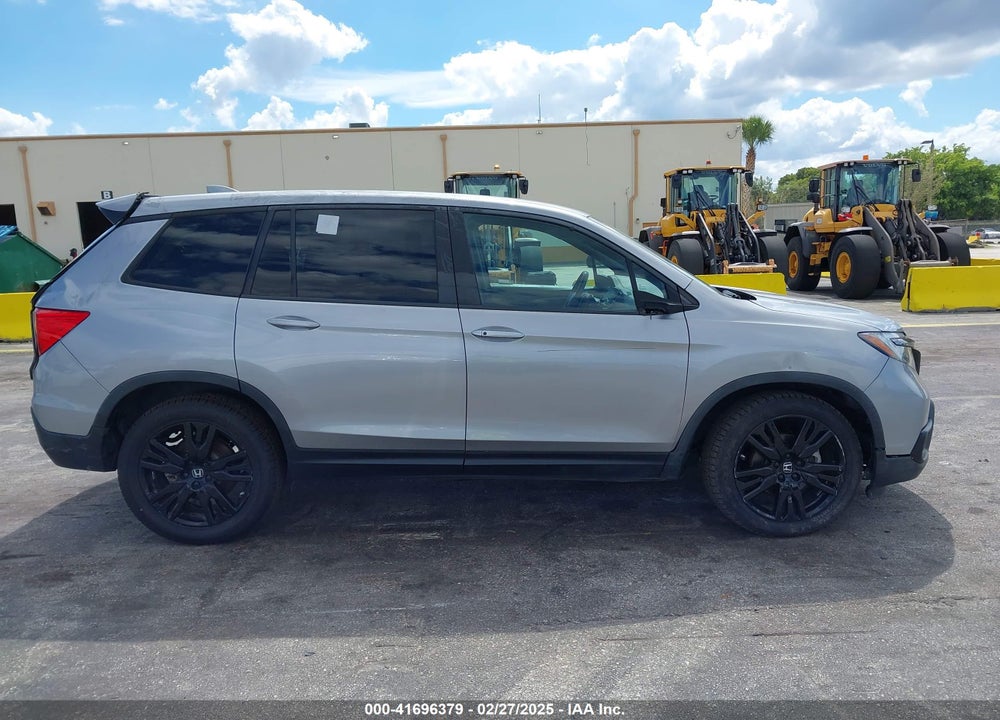2021 HONDA PASSPORT VIN: 5FNYF8H24MB004016