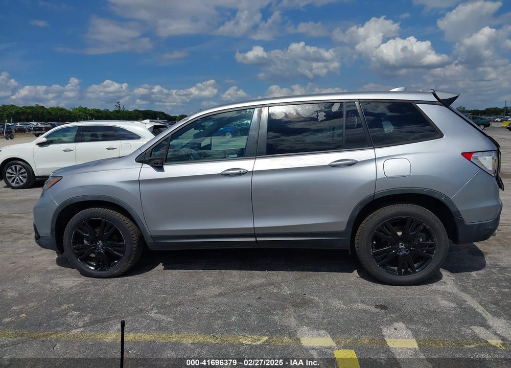 2021 HONDA PASSPORT VIN: 5FNYF8H24MB004016