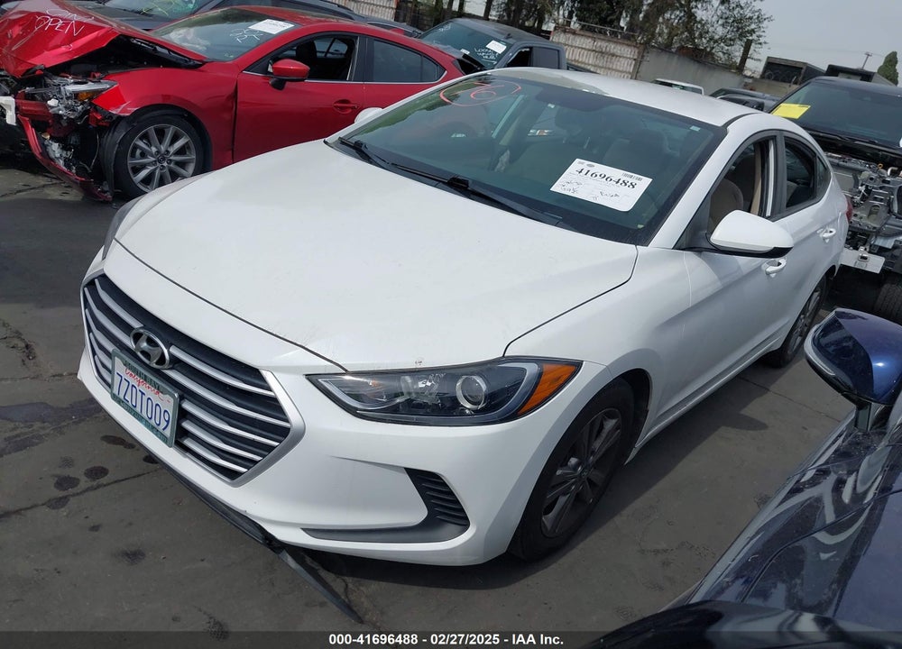 2018 HYUNDAI ELANTRA SEL VIN: 5NPD84LF4JH236639
