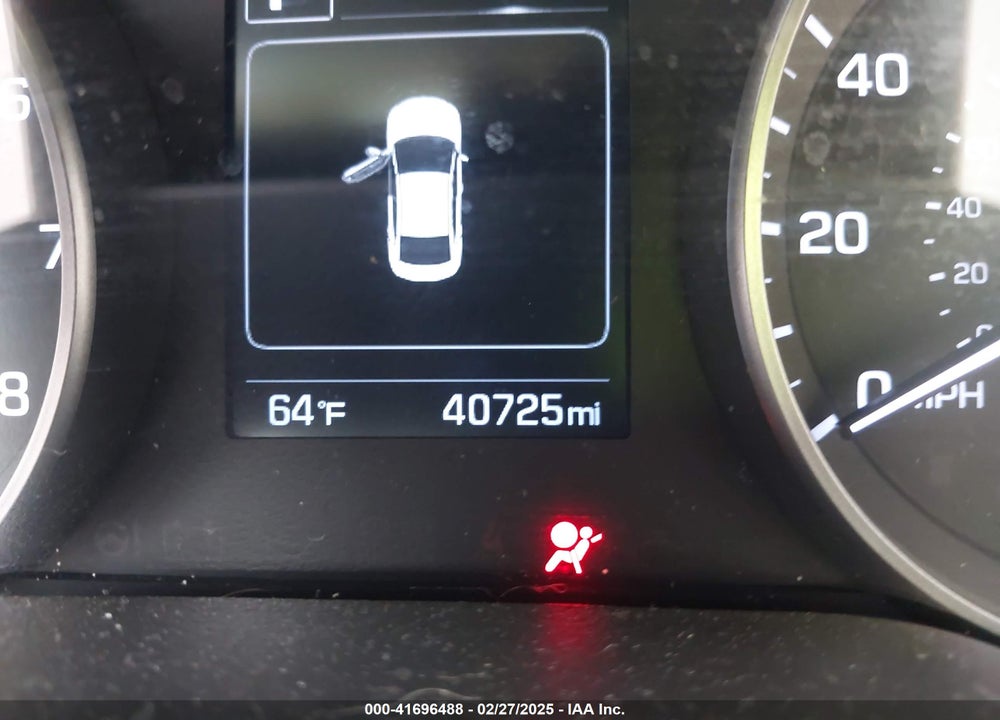 2018 HYUNDAI ELANTRA SEL VIN: 5NPD84LF4JH236639