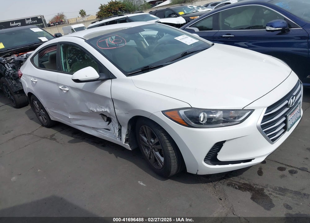 2018 HYUNDAI ELANTRA SEL VIN: 5NPD84LF4JH236639