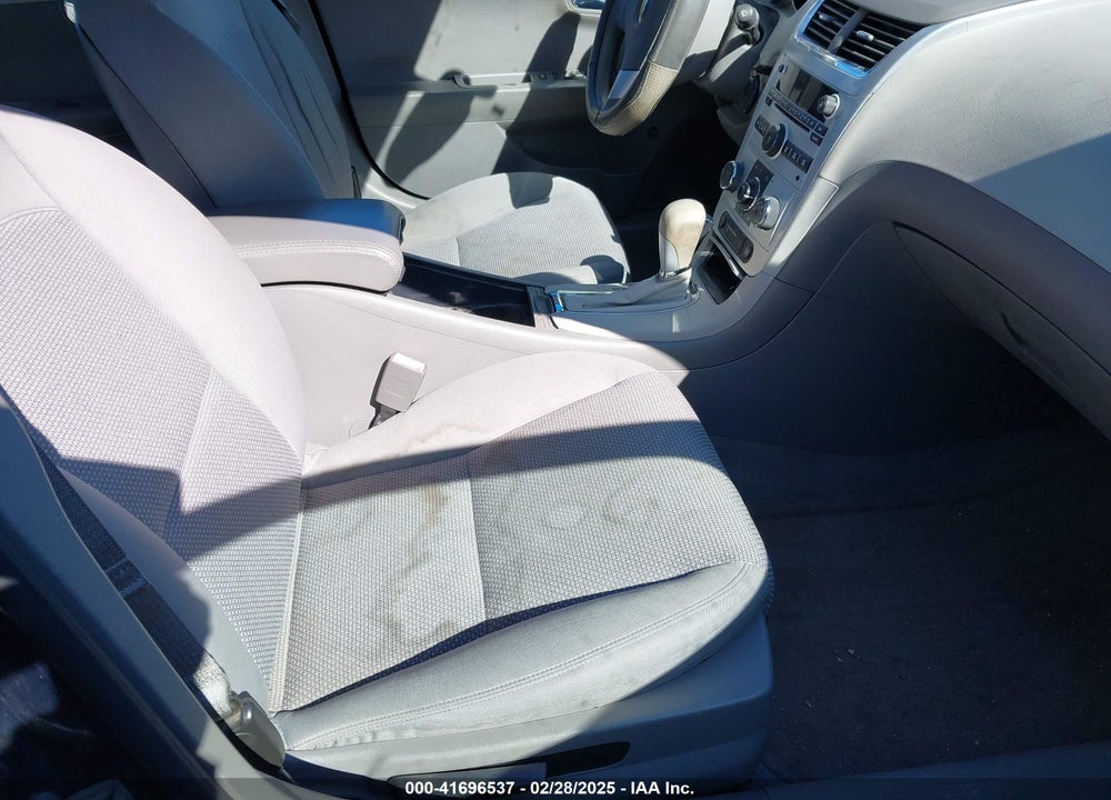 2011 CHEVROLET MALIBU VIN: 1G1ZB5E13BF173911