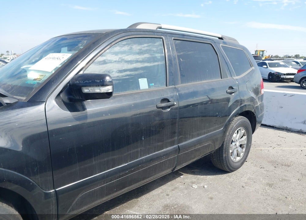 2009 KIA BORREGO VIN: KNDJJ741095039023