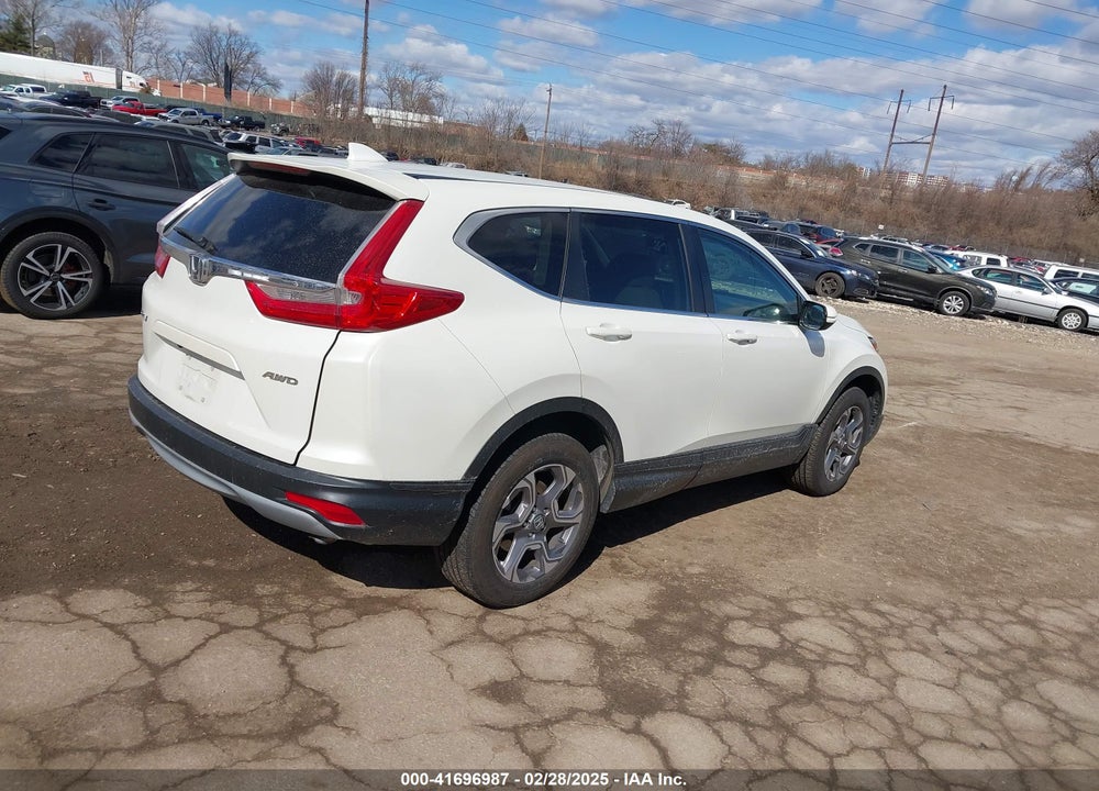 2017 HONDA CR-V VIN: 2HKRW2H87HH666380