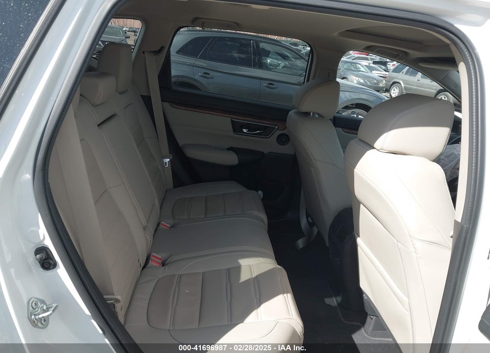 2017 HONDA CR-V VIN: 2HKRW2H87HH666380
