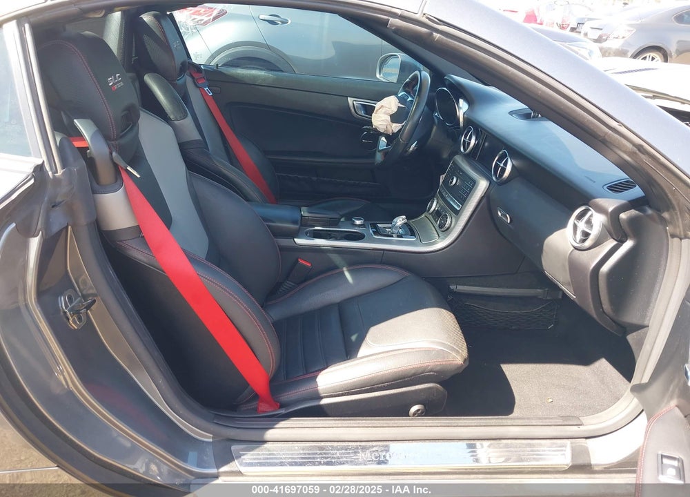 2018 MERCEDES-BENZ SLC 300 VIN: WDDPK3JA2JF147863