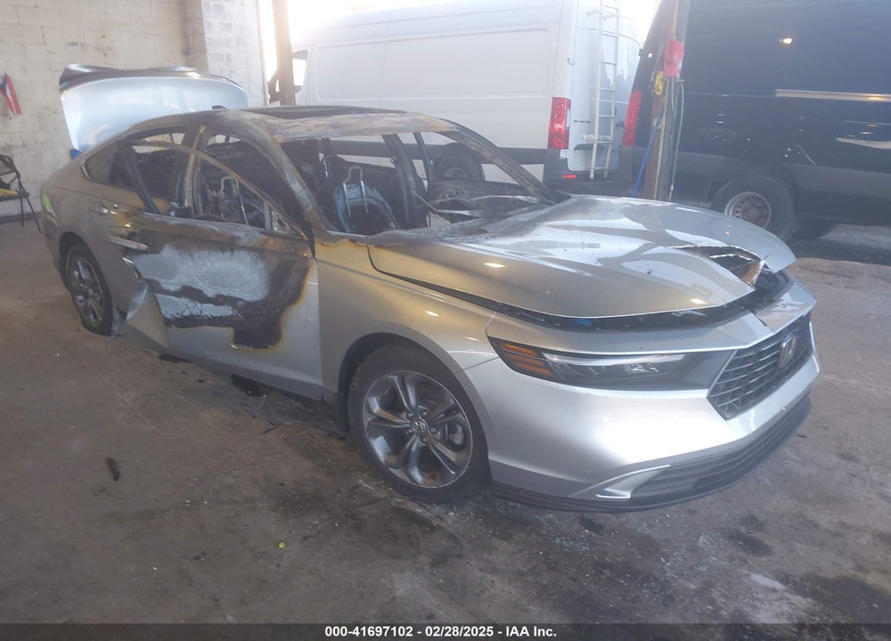2024 HONDA ACCORD EX VIN: 1HGCY1F35RA073290