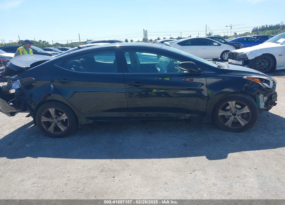 2016 HYUNDAI ELANTRA VALUE EDITION VIN: 5NPDH4AE3GH682039