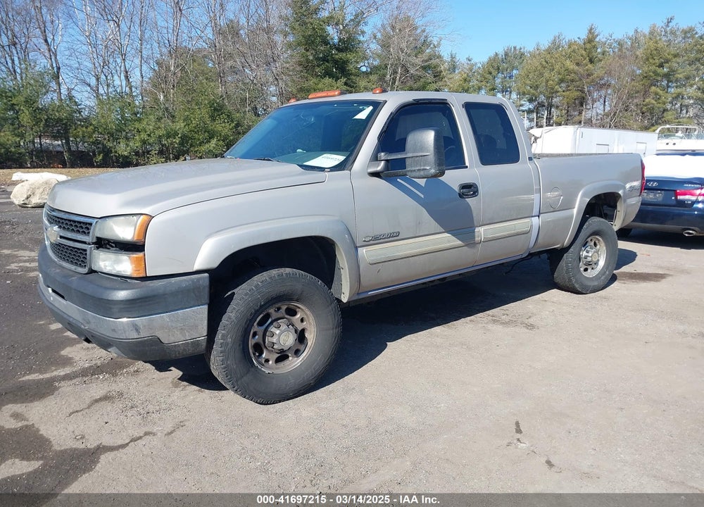 2006 CHEVROLET SILVERADO 2500HD VIN: 1GCHK29U46E208070
