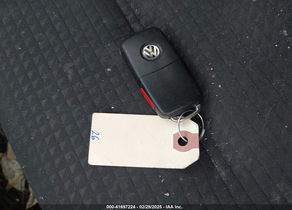 2015 VOLKSWAGEN JETTA VIN: 3VWD17AJ3FM202686