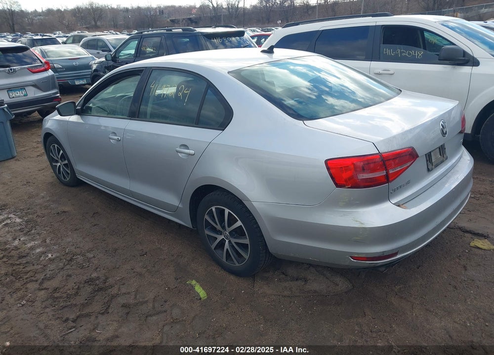 2015 VOLKSWAGEN JETTA VIN: 3VWD17AJ3FM202686