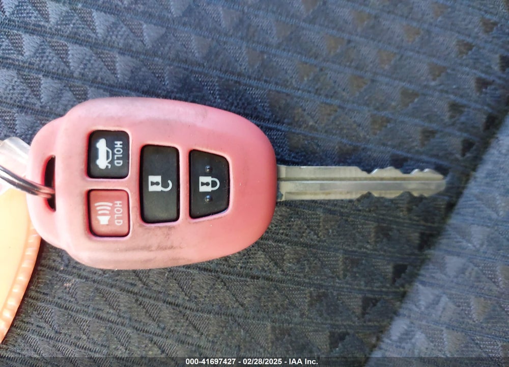 2012 TOYOTA CAMRY SE VIN: 4T1BF1FK5CU023577