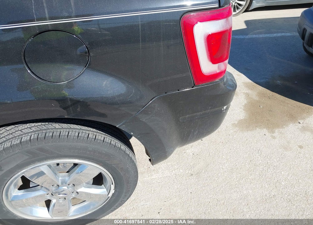 2011 FORD ESCAPE VIN: 1FMCU9D79BKC49915