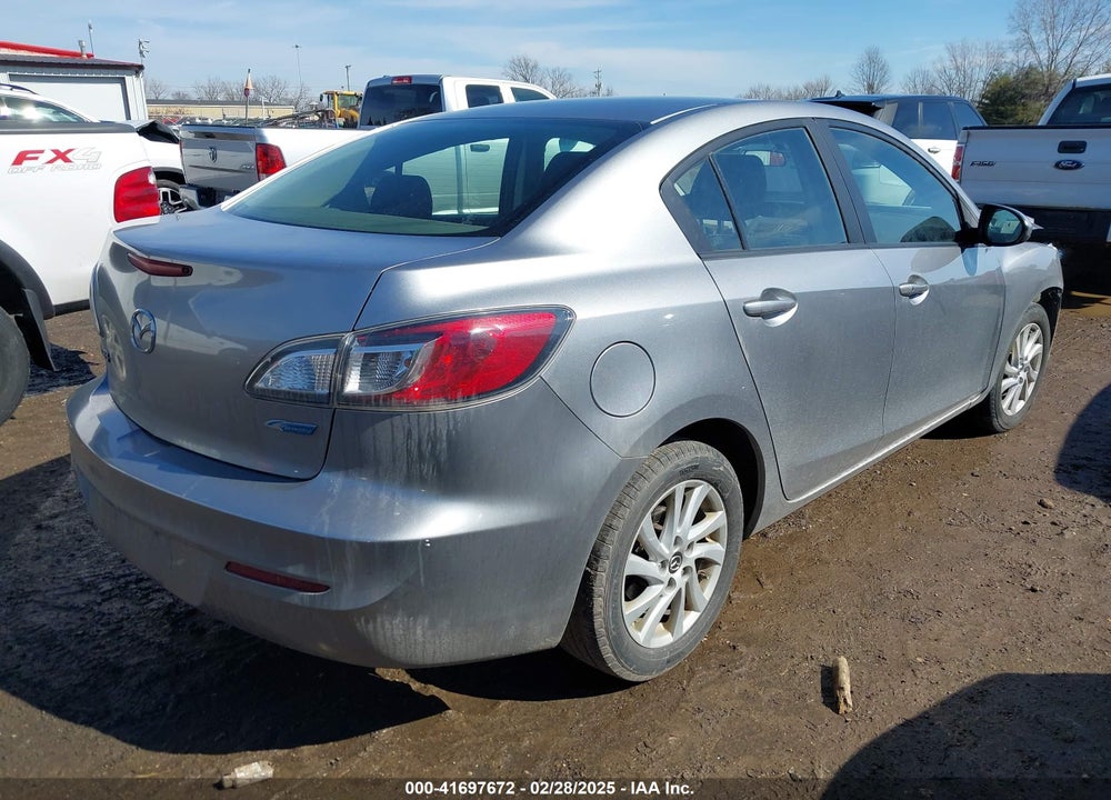 2013 MAZDA MAZDA3 VIN: JM1BL1V75D1718008