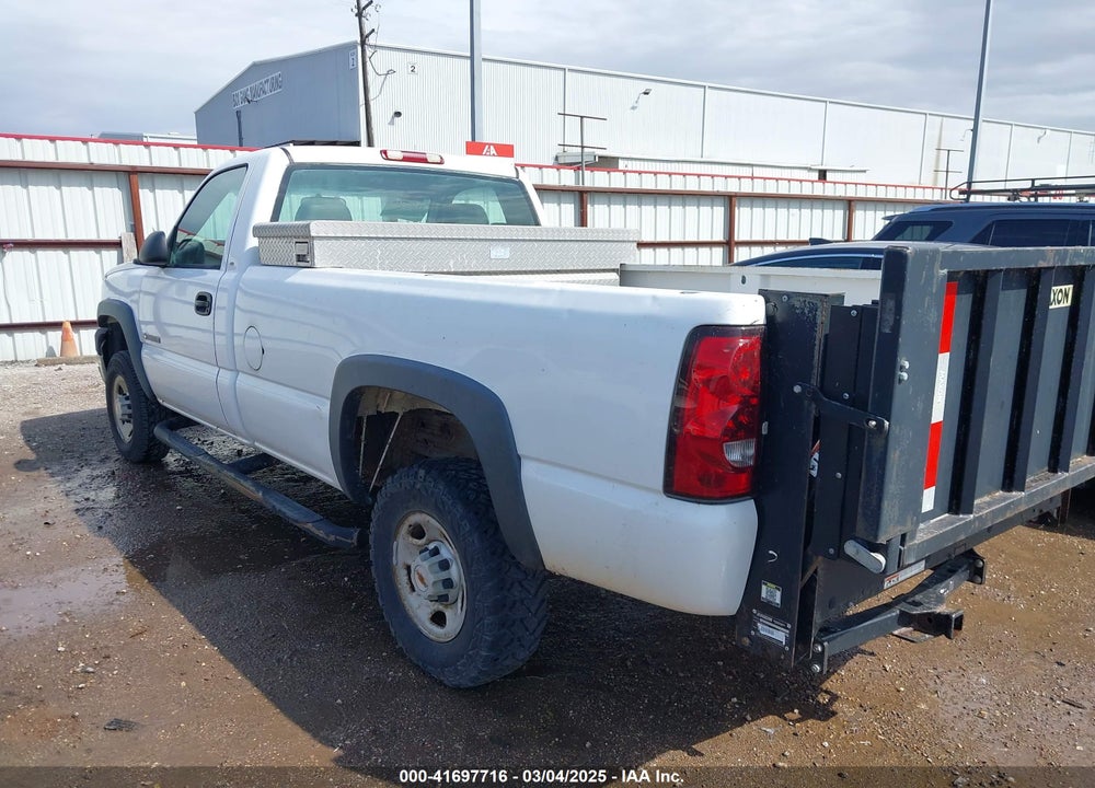 2004 CHEVROLET SILVERADO 2500HD VIN: 1GCHC24U54E304159