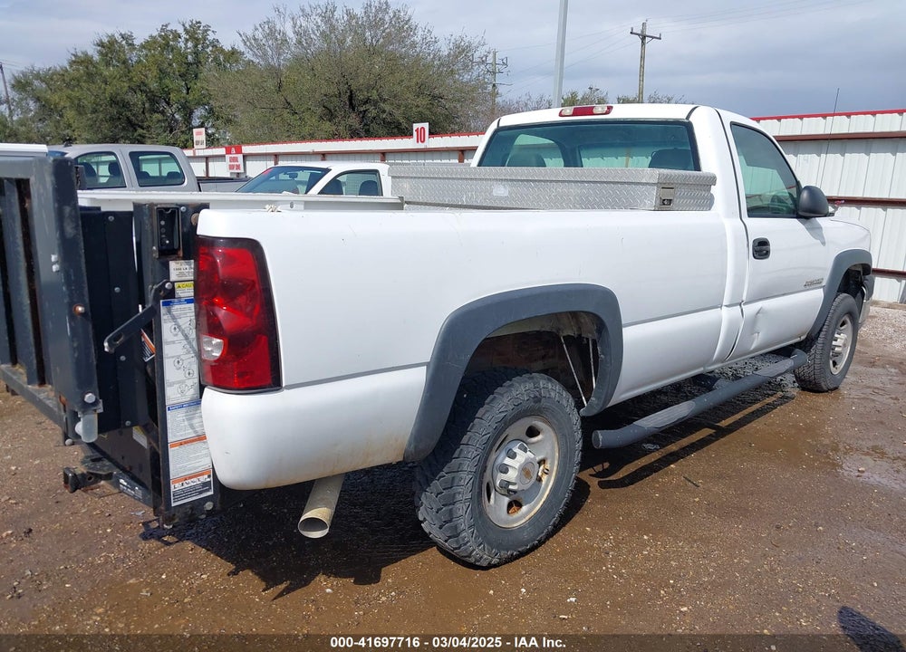 2004 CHEVROLET SILVERADO 2500HD VIN: 1GCHC24U54E304159