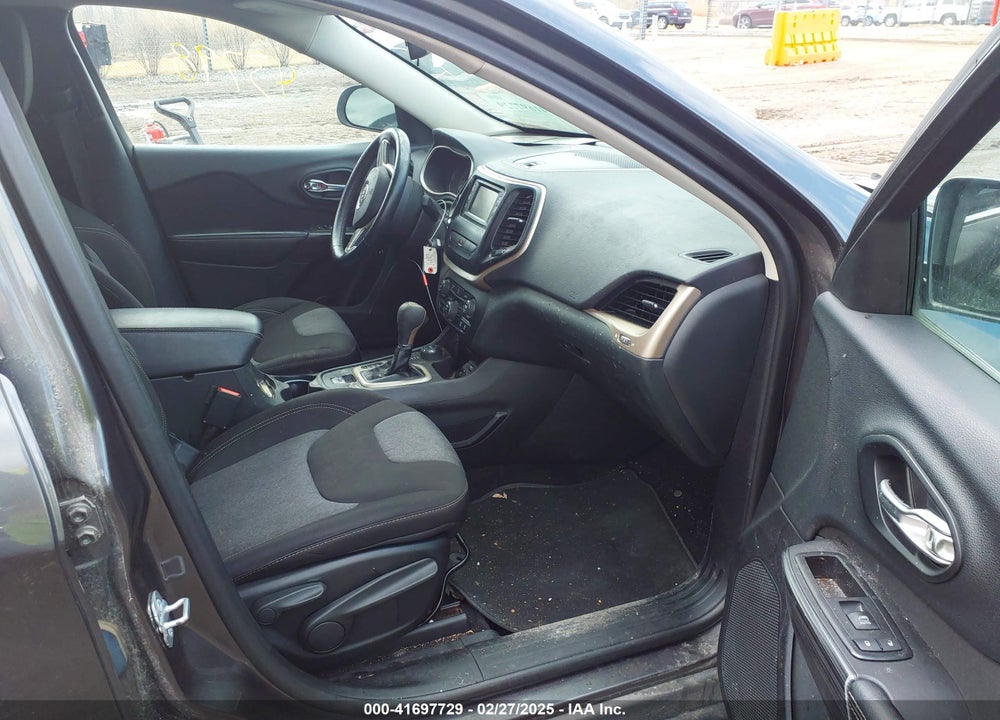2014 JEEP CHEROKEE LATITUDE VIN: 1C4PJMCB1EW230859