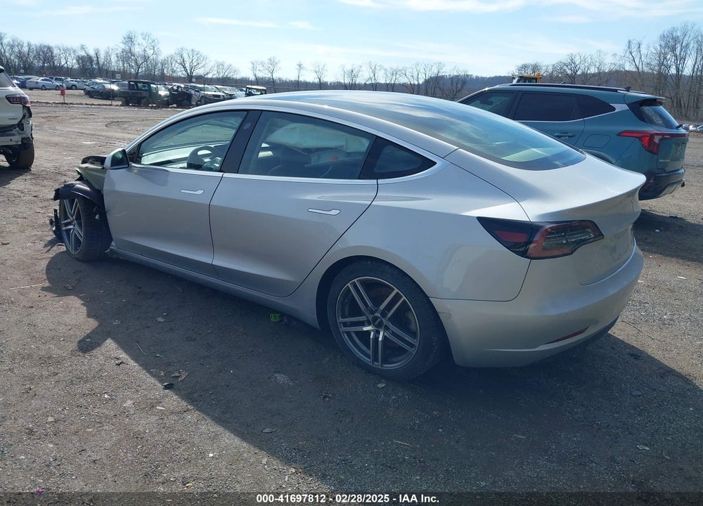 2018 TESLA MODEL 3 VIN: 5YJ3E1EB3JF089645