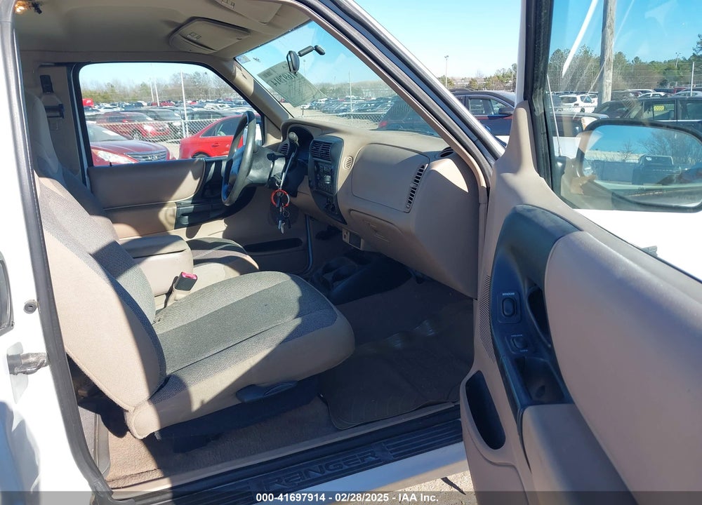 2000 FORD RANGER XL/XLT VIN: 1FTYR14V0YPB14121