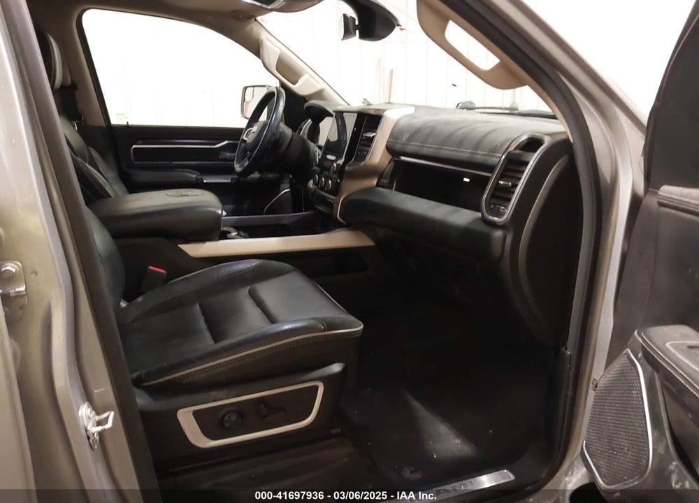 2020 RAM 1500 LAIE  4X4 5'7 BOX VIN: 1C6SRFJT7LN219241