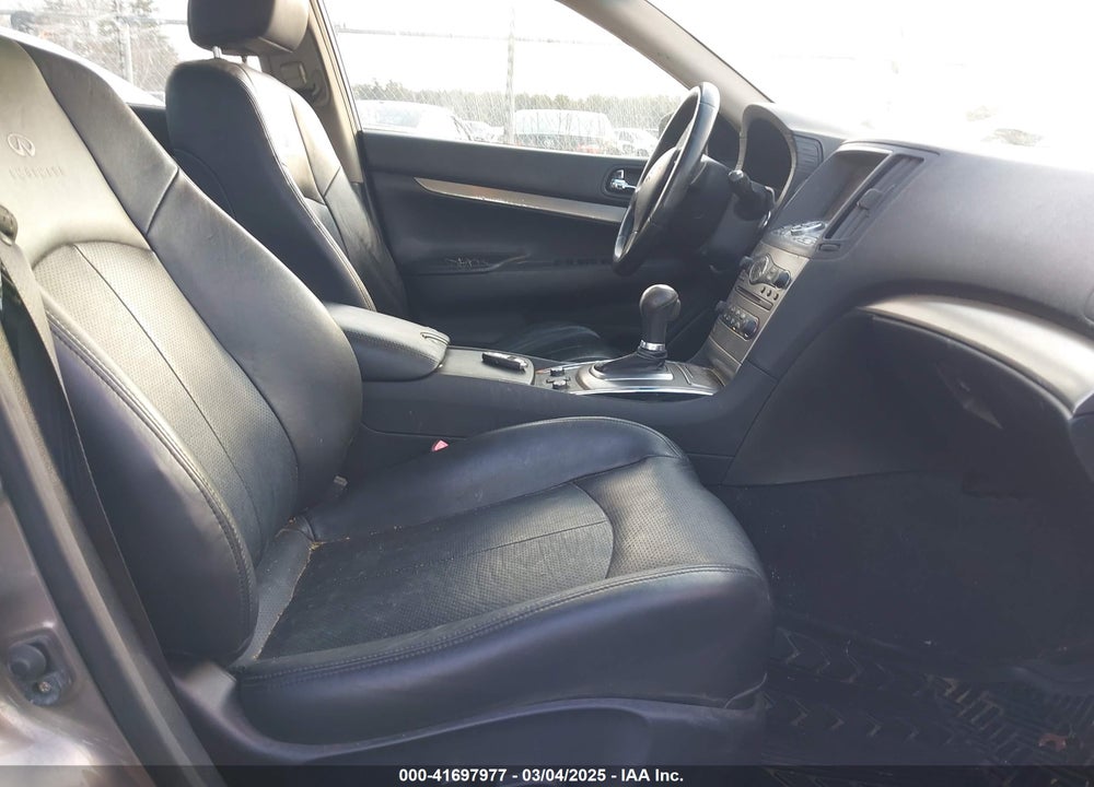 2011 INFINITI G37X VIN: JN1CV6AR9BM401852