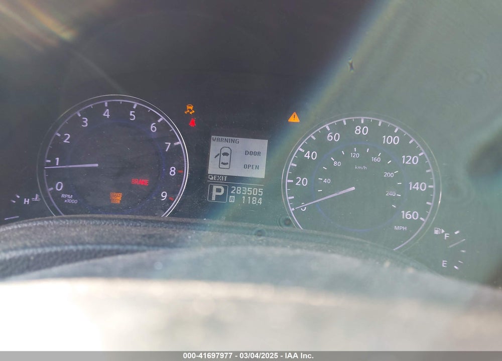 2011 INFINITI G37X VIN: JN1CV6AR9BM401852