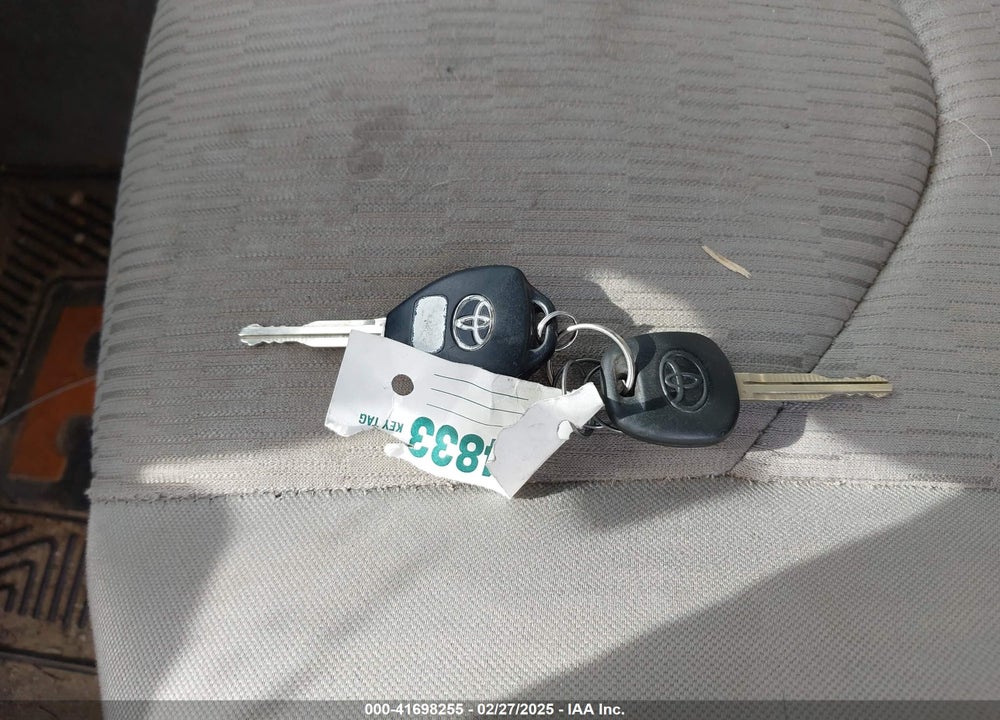 2010 TOYOTA RAV4 VIN: JTMBF4DV9AD032671